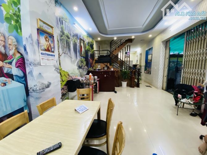 Nhà 3 tầng mặt tiền đường ô tô liền kề Đỗ Xuân Hợp, Phước Long B, Quận 9 - 6