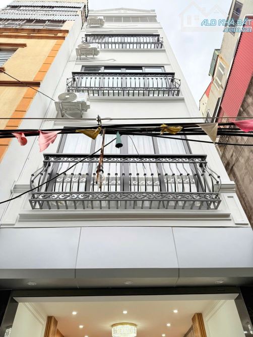 BÁN NHÀ ĐÔNG TÁC ĐỐNG ĐA NHÀ MỚI THANG MÁY 10M RA ÔTÔ ĐỖ DT 35M 5T CHỈ 9.5 TỶ - 6