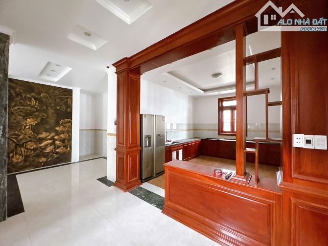 Bán gấp siêu phẩm biệt thự Tân Cổ Điển góc 2mt Ngang 16m sàn xây dựng 1000m2 - 6