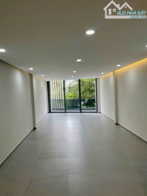 🔥SÁT BÙI VIỆN, CHỢ BẾN THÀNH - MT KINH DOANH LÊ THỊ RIÊNG QUẬN 1 - 4 TẦNG 5PN - 6