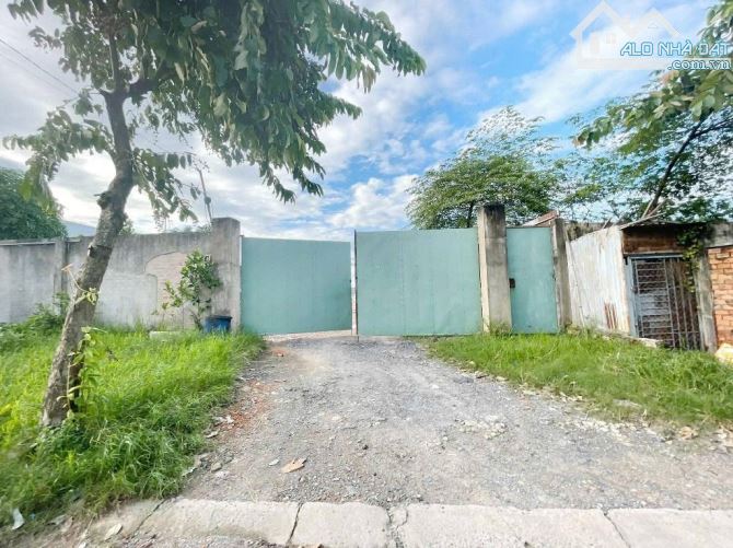 🔥Bán lô đất 1,670m2 ngay Trung Tâm Hóc Môn..Dt :12m*32,5 nở hậu L 💰 21 Tỷ - 7