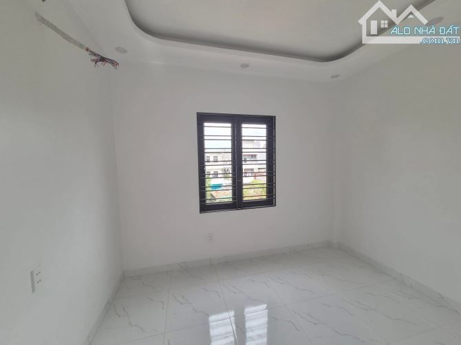 Bán siêu phẩm lô góc Nguyễn Trung Thành hơn 2 tỷ - 7