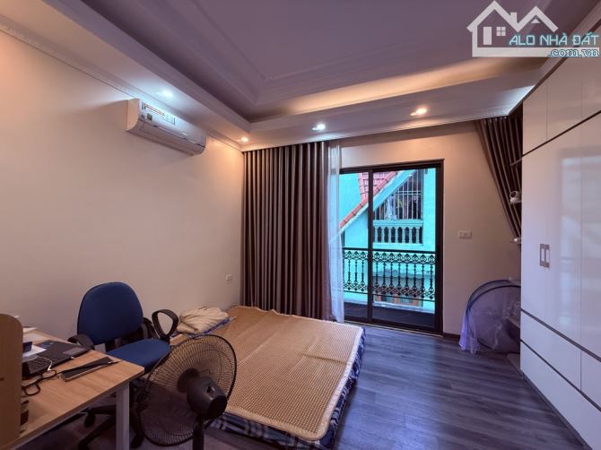 BÁN NHÀ MỚI 5 TẦNG KẺ TẠNH – GIANG BIÊN, Ô TÔ ĐỖ CỬA, NỞ HẬU, GIÁ 6.5 TỶ - 7