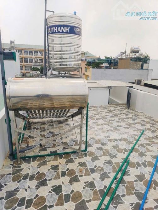 SIÊU PHẨM ĐẸP LUNG LINH HẺM XE HƠI NGUYỄN VĂN QUÁ 2 TẦNG PHONG CÁCH HIỆN ĐẠI - 7