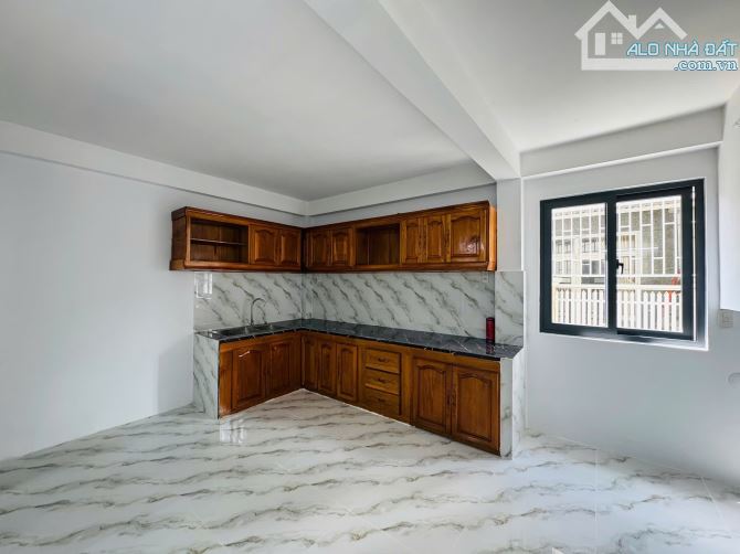 bán nhà đẹp góc 2 mặt tiền,ô tô đậu trong nhà,lê hồng phong, phước hải, giá chỉ 5,7 tỉ - 8
