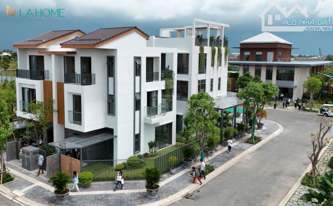 Shophouse 4PN + 4WC, 3 tầng, 80m2 tại LA Home Long An, 3,2 tỷ - 8