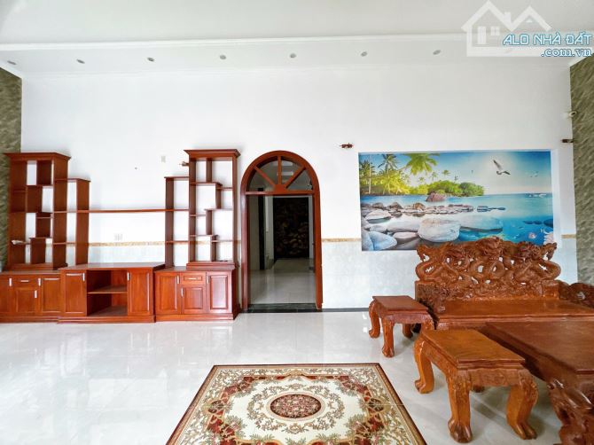 NP596 Bán gấp siêu phẩm biệt thự Tân Cổ Điển góc 2mt Ngang 16m sàn xây dựng 1000m2 - 8
