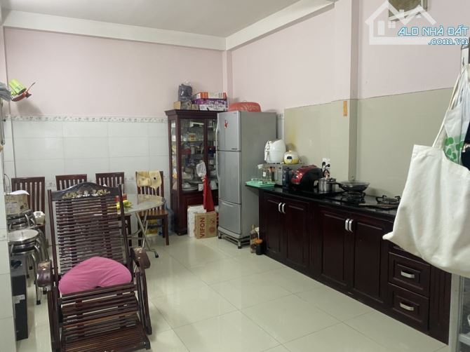 🏠Bán Nhà ,Đường văn chung P 13 Tân Bình Ngang 6,5M 135M2, giá chỉ 21Tỷ - 8