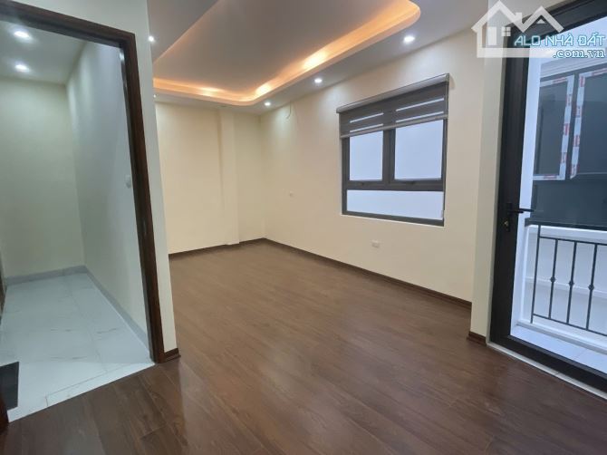 BÁN NHÀ BỒ ĐỀ – LONG BIÊN - 39M2 x 6 TẦNG– 9.2 TỶ - 8