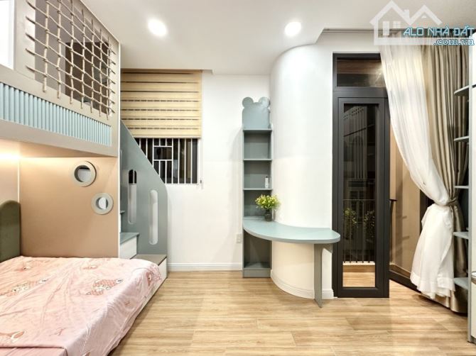 BÁN NHÀ FULL NỘI THẤT - NGUYỄN TRỌNG TUYỂN, PHÚ NHUẬN - SAU LƯNG MẶT TIỀN – 24M2- 5.9 TỶ - 9