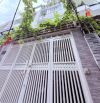 NHÀ 4 TẦNG TẠI TÔN THẤT THUYẾT F4 Q4 - CÁCH MẶT TIỀN VÀI BƯỚC CHÂN - KHU DCHH
