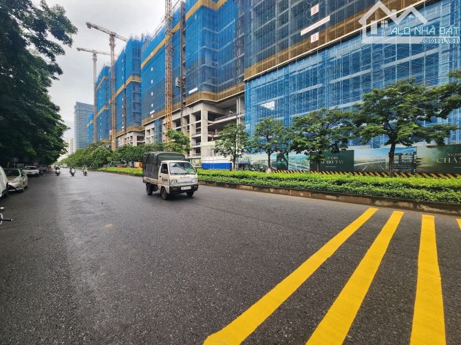 Tây Hồ lộng gió PHÂN LÔ - GIÁ ĐẦU TƯ - CHỦ THIỆN CHÍ  VỈA HÈ OTO TRÁNH - VỊ TRÍ VÀNG - AN - 4