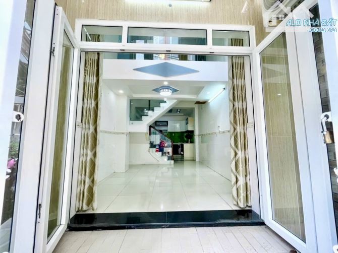 BÁN NHÀ LÝ CHÍNH THẮNG 5 TẦNG, 33M2 NỘI THẤT VIP - 7.39Ty