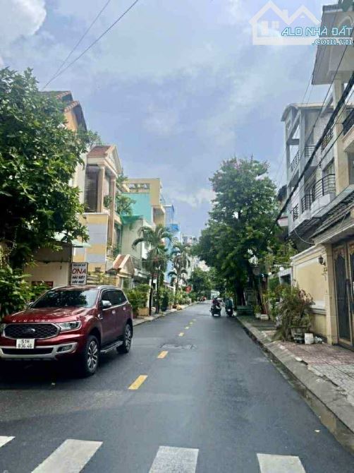🏯5 TẦNG - GẦN HẠNH THÔNG TÂY - 1/ GẦN MẶT TIỀN- HXH 8M TRÁNH NHAU - 5x12M (60m2) - 6,X TỶ