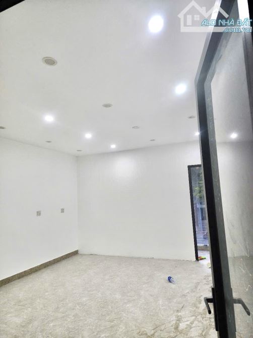 kHUÊ TRUNG CẨM LỆ  MTLÊ ĐẠI HÀNH TRỤC 35M 100M2 NHÀ  2 TẦNG CHỈ 8 TỶ HƠN