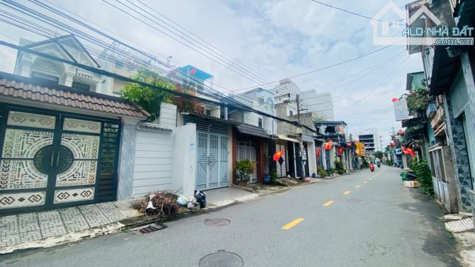 BÁN NHÀ 2 TẦNG 268M2 NGANG 9.5M FULL THỔ CƯ MẶT TIỀN ĐƯỜNG NGUYỄN ĐỨC THIỆU DĨ AN –12.9 TỶ