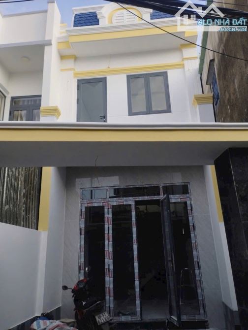 2TỶ9 1 SẸC ĐƯỜNG BÙI HỮU NGHĨA 30MÉT, 4 PHÒNG NGỦ CÓ PN DƯỚI
