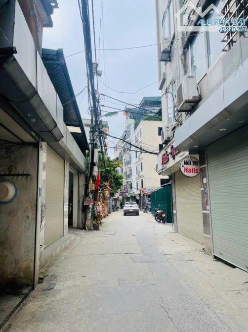Đất Xuân Đỉnh, 60m, MT.4.5m, bán đất tặng nhà, ô tô ngủ trong đất!