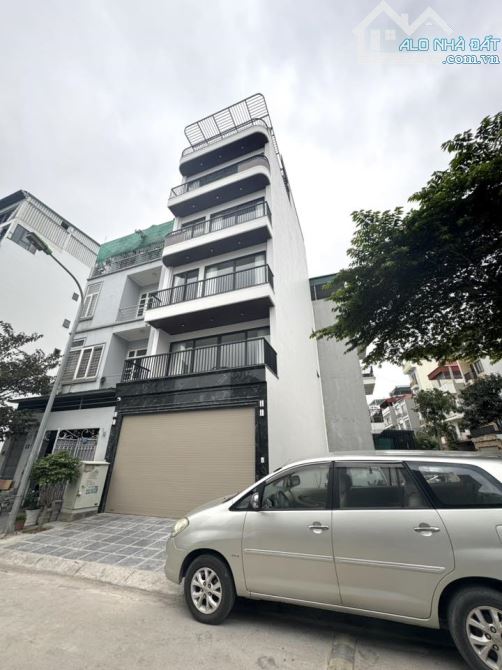 TT TRÂU QUỲ  BÁN NHÀ DÂN XÂY  KHU 31 HA 102M  02 THOÁNG VỈA HÈ - KINH DOANH GIÁ 16 TỶ 2