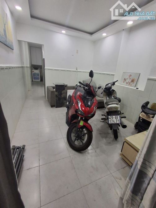 Nha nhỏ gần biển hẻm xe máy đương Yết Kiêu , ngay TTTP Nha Trang vị trí đầu tư tốt an cư