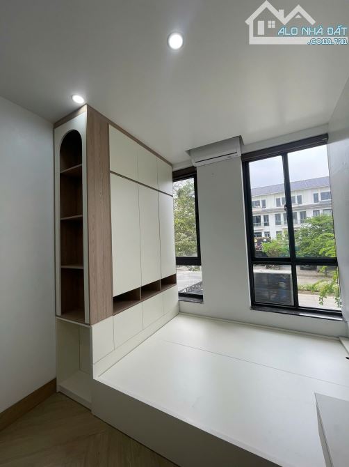 Cho Thuê CCMN Geleximco Lê Trọng Tấn Hà Đông 30m2 Studio 1N1K Cửa Sổ Ban Công Thang Máy