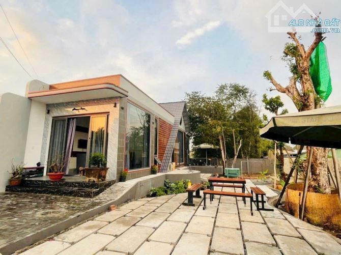 Bán biệt thự vườn mặt tiền nhựa xã Tân Thạnh Đông Củ Chi TPHCM, DT: 14x26m.