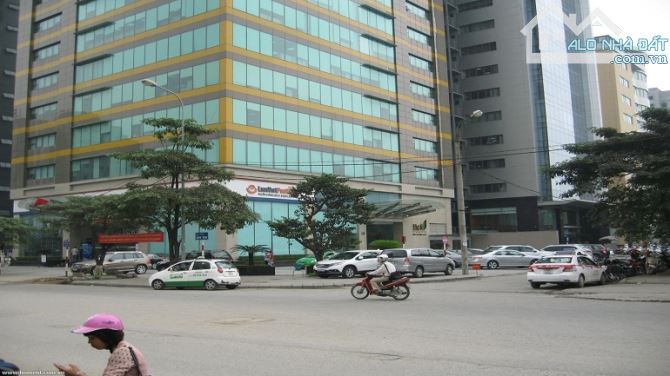 BÁN LÔ ĐẤT SIÊU ĐẸP PHỐ DUY TÂN QUẬN CẦU GIẤY-VỈA HÈ 7M-DT 162M2 MẶT TIỀN 8.8M-GIÁ 75.9 TỶ