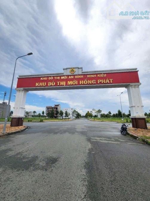 Bán cặp nền đẹp Gần Đại học FPT và Singapor- Tp. Cần Thơ