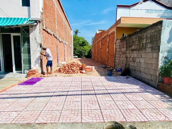 Giảm giá bán gấp lô đất mặt tiền Thạnh Lộc 47, An Phú Đông, Quận 12