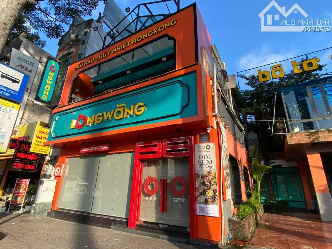 Bán mặt tiền Nguyễn Chí Thanh gần BV Chợ Rẫy, Quận 5. DT: 5.65x26.2m, 3 tầng. Giá: 41.5 tỷ