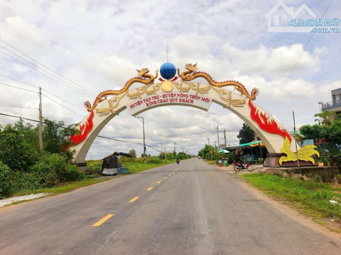 Hàng Thơm, 171m2 đất thổ cư 8x 20m view kênh, chỉ 590tr