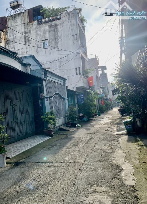 Nhà 5 tầng, đẹp mới tinh,full , Bình Tân, Tp HCM