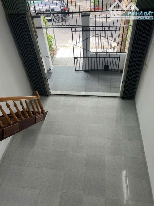 Bán nhà tdc Đất Lành đường nhựa 13m giá chỉ hơn 3 tỉ