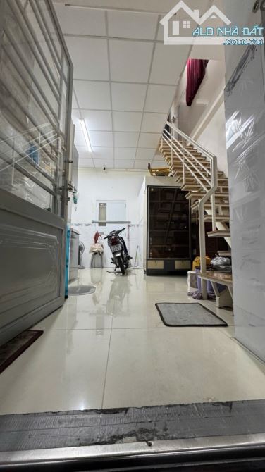 BÁN NHÀ PHAN ĐÌNH PHÙNG – PHƯỜNG 2 – PHÚ NHUẬN – 53m² – 10.5 TỶ – CĂN GÓC 3 MẶT HẺM