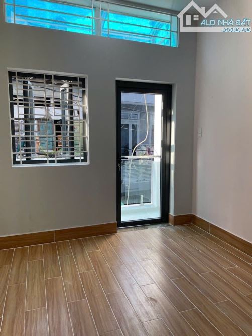 HXH Ni Sư Huỳnh Liên-32m2-3 tầng-4tỷ XXX