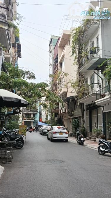 Bán Đất Nguyễn Thái Học Ô TÔ Qua Nhà 150M2 44.5 Tỷ MT 6M Nở Hậu