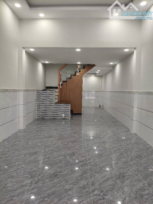 Bán nhà Q12 Thạnh Xuân kế bên chung cư Picity-66M²-Đường xe tải thông nhau- Giá 6.05 tỷ
