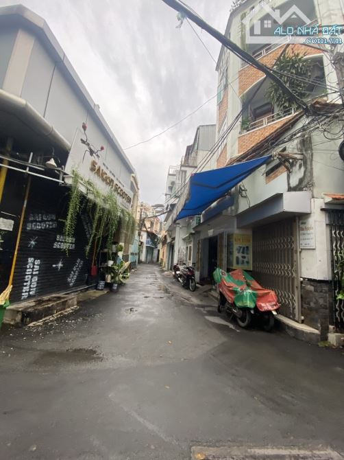 Thật 100%, Bán nhà hẽm thông hai xe tải tránh, Hòa Bình, Tân Phú, 4x15, 2 tầng, 7.1 tỷ