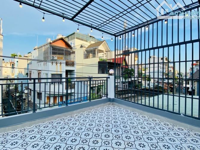 Nhà mặt tiền Phường 16 Quận Gò Vấp 4 tầng 48m2 đường 8m kinh doanh sầm uất