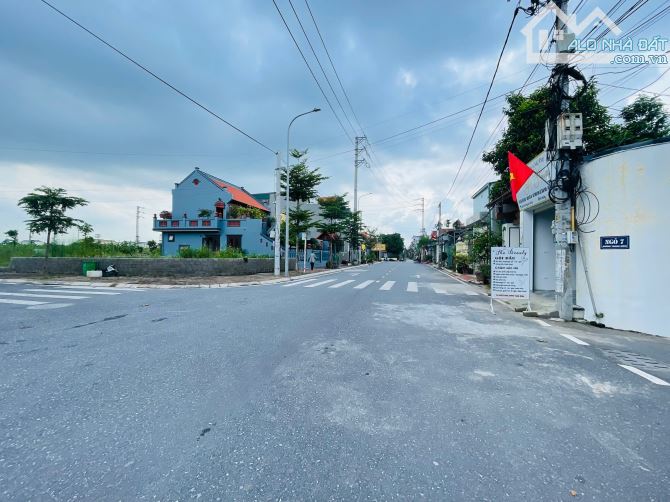 💢41m_Lô Góc Ngay Sát TĐC Xâm Thị  🏛️Hồng Vân, Thường Tín, HN   💲Giá 2ty390 tr  **DT: 41