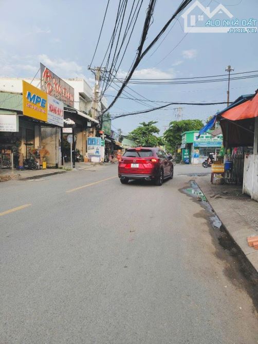 Đất mặt tiền đường nhựaAPĐ 09 dt 4x 28 đường 12 m chị 500 m ra Nguyễn Oanh gần ngã tư ga q