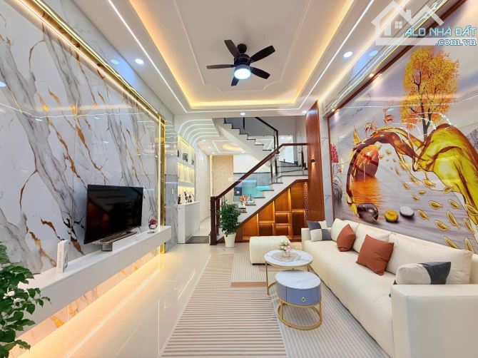 3 TẦNG, NGAY LÊ VĂN QUỚI 4 X 17, CHỈ 5.7tỏi, BÌNH TÂN GIÁP TÂN PHÚ