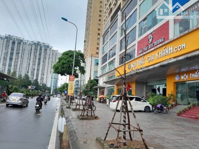 Tố Hữu - Tòa CT1 - C14 Bắc Hà -Bộ Công An - 3 Ngủ - 3wc- 132m2 - giá 8.6 Tỷ