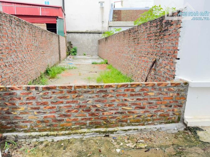 Cần bán gấp lô Nội Đồng, xã Quang Minh,HN. Vị trí trung tâm,