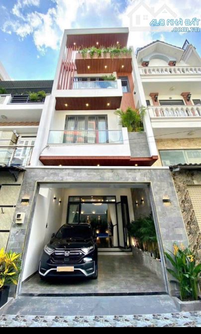 XOAY VỐN LÀM ĂN Bán nhà Đường 3/2,P14,Quận 10-Giá:6tỷ010/69m2(4,6x15m) Sổ đẹp chính chủ