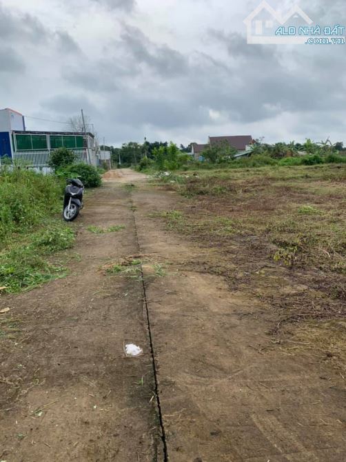 Bán 1.500m2 Quy hoạch đất ở ngày Hồ Bàu Môn, Hàng Gòn, Long Khánh