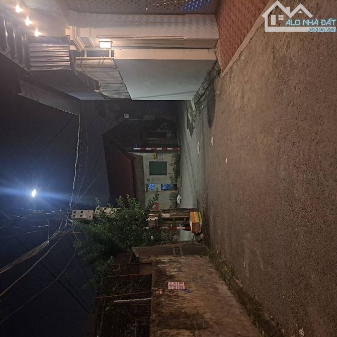 SIÊU HIẾM -ĐẤT ĐÔNG DƯ - LÔ GÓC -NGÕ OTO TRÁNH -VIEW THOÁNG  - KINH DOANH - OTO VÀO NHÀ