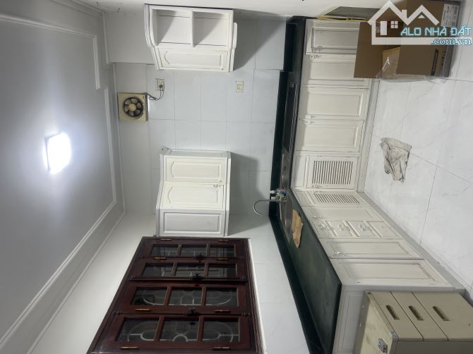 Bán nhà riêng 40m2, phân lô Phan Đình Giót-Dân xây, gần phố, ô tô đỗ cửa
