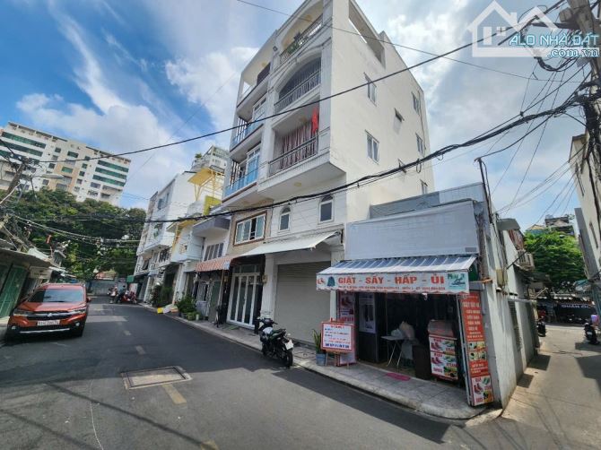 Bán nhà HXH rộng 10m Dt đất gần 50m 4 tầng vuông vức nhỉnh 10tỷ bến Vân đồn quận 4