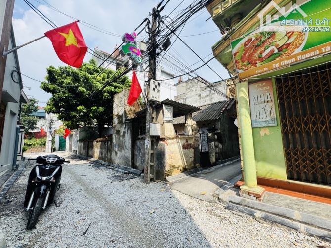 Bán 54m2 đất Lê Xá, Mai Lâm, Đông Anh. Cách 7m ra trục chính oto, 30m ra chợ, ~ 5 tỷ